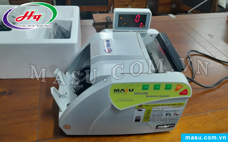 Techcombank chọn mua máy đếm tiền Masu 888 tại Hoàng Quân