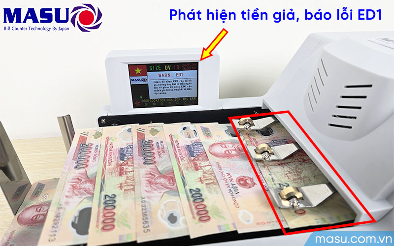 Chức năng phát hiện tiền giả trên MASU 999 Plus