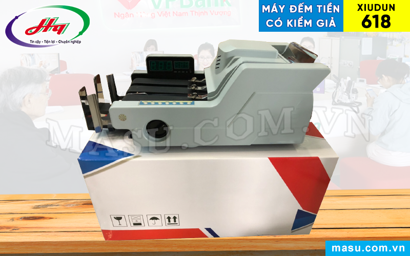 Máy đếm tiền Xiudun 618 giá rẻ chính hãng