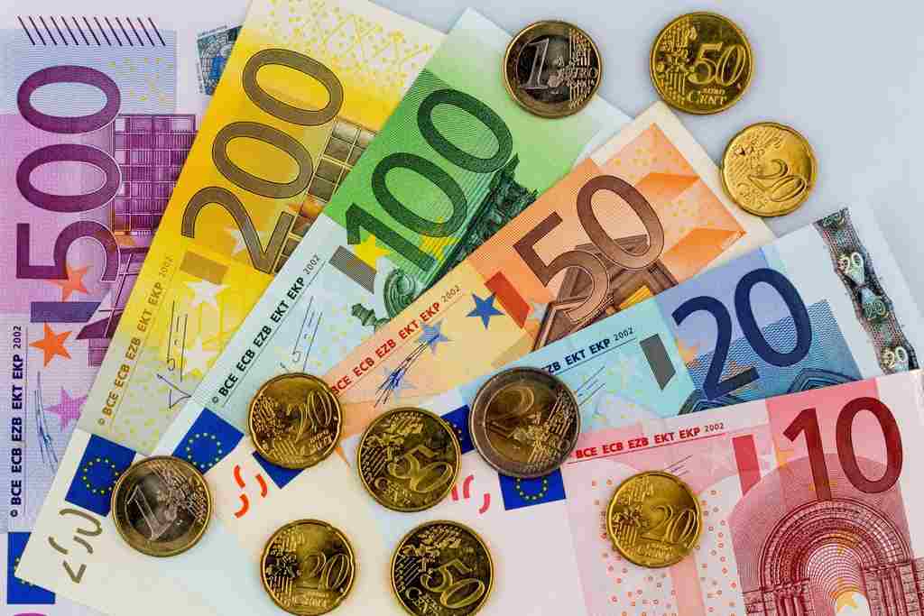 Đồng Euro được giao dịch phổ biến toàn cầu