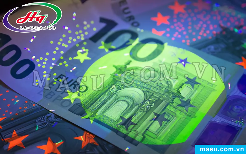 Thiết kế chống giả mạo trên tiền Euro mà bạn cần biết