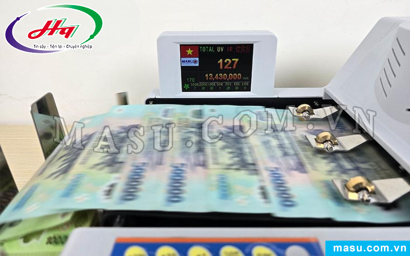 Masu 999 Plus với thiết kế dáng nằm có băng tải trải dài