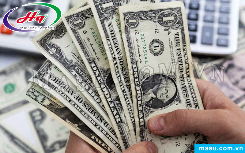 Tiền USD khi đổi sang tiền Việt